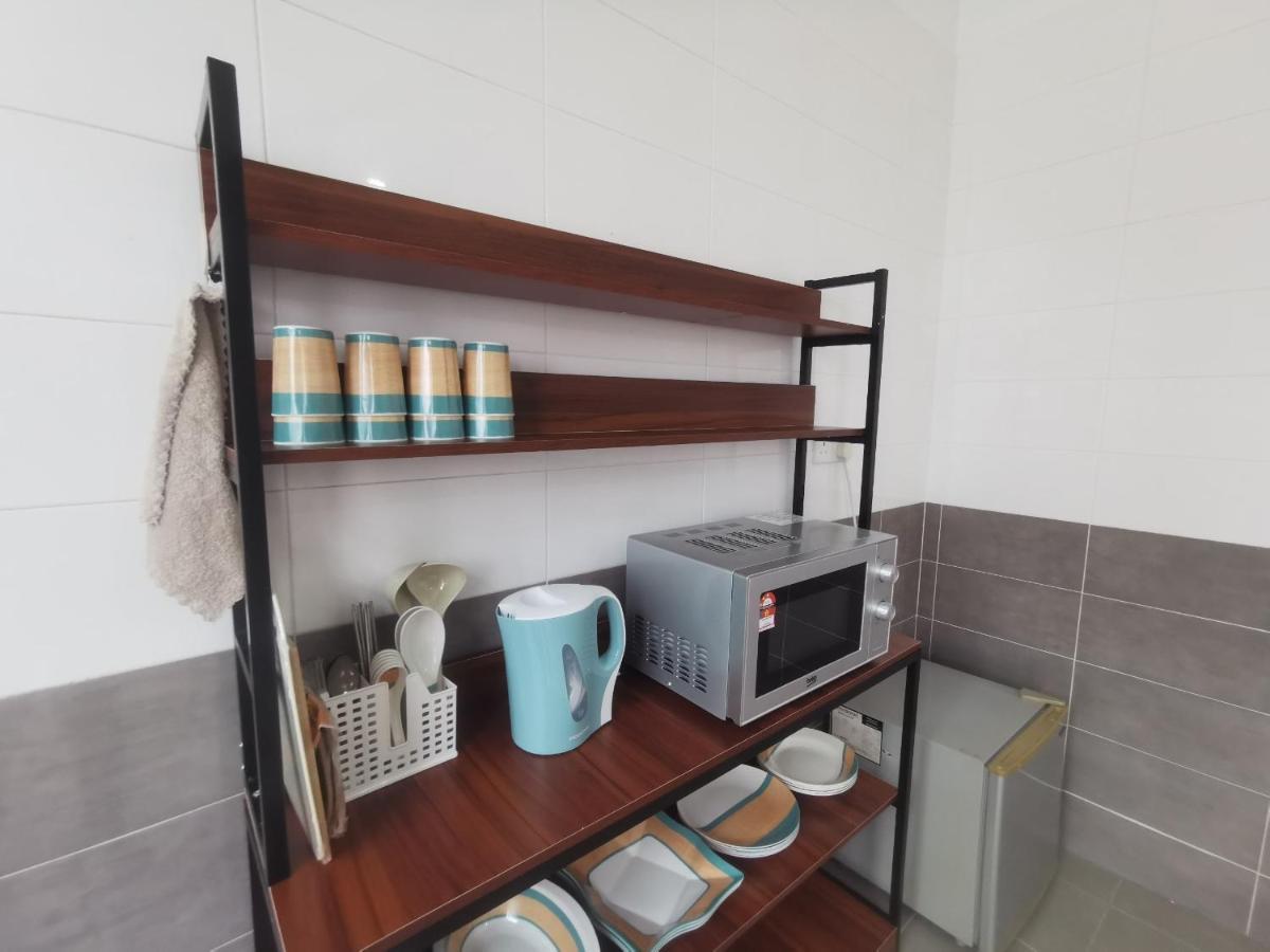 Oyo Homes 90524 D'J Pegaso Serom Homestay Muar Eksteriør billede