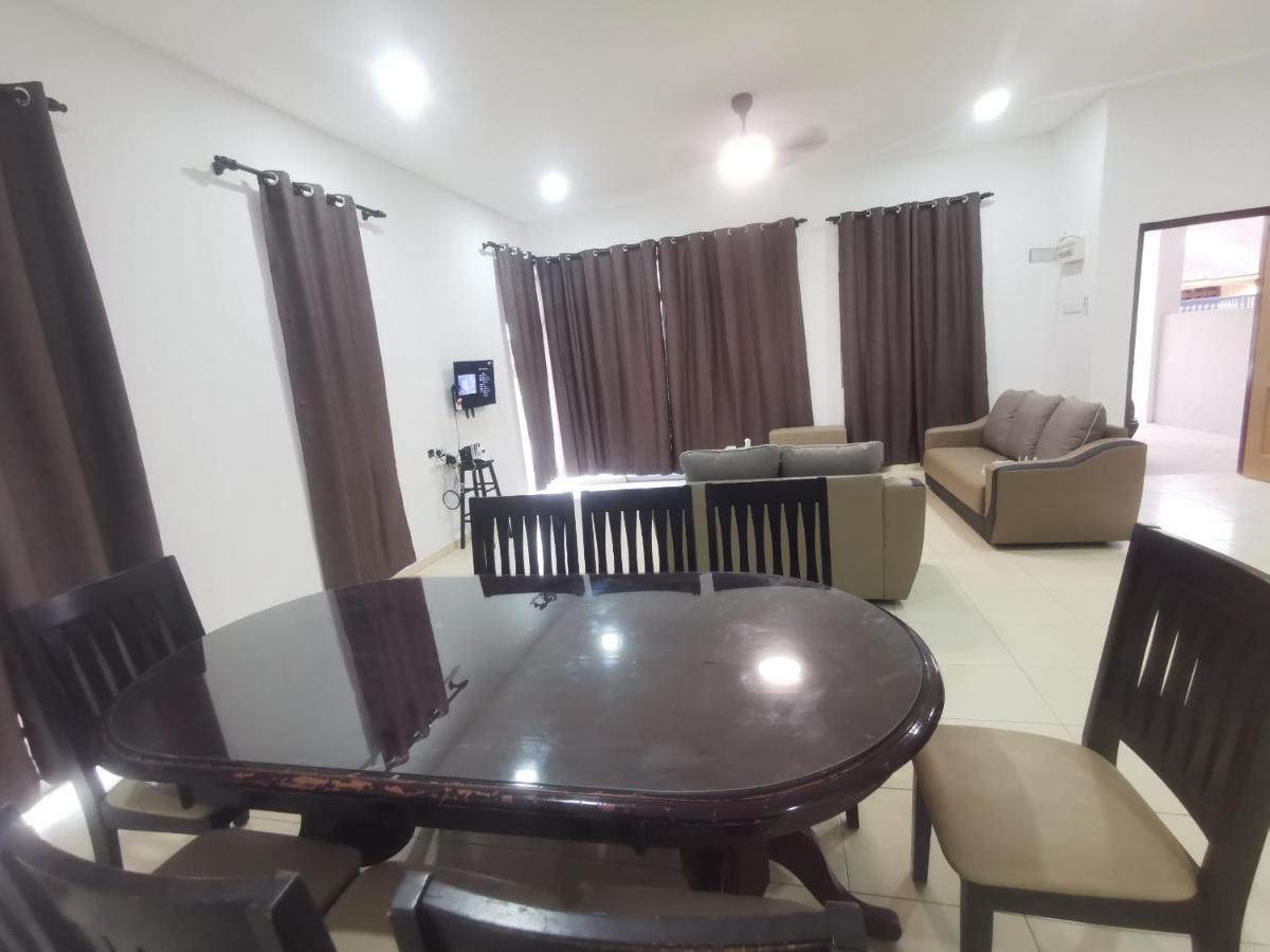 Oyo Homes 90524 D'J Pegaso Serom Homestay Muar Eksteriør billede