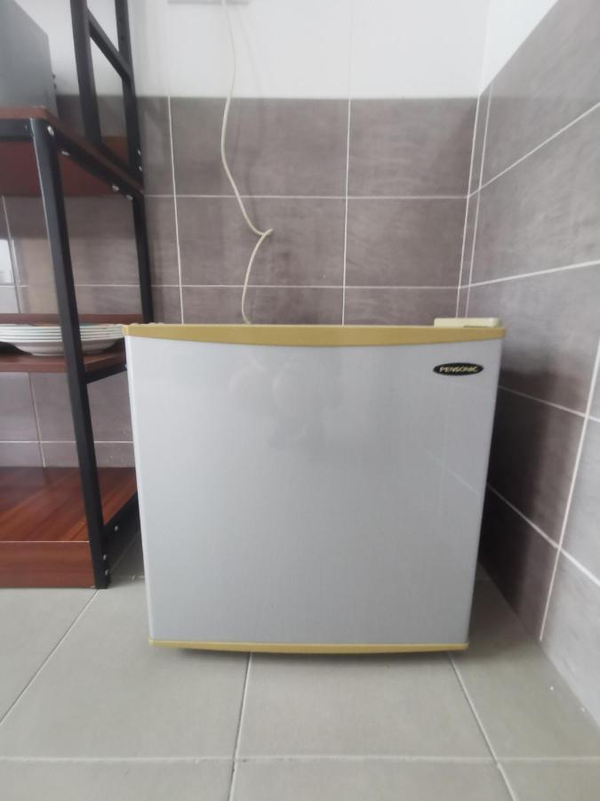 Oyo Homes 90524 D'J Pegaso Serom Homestay Muar Eksteriør billede