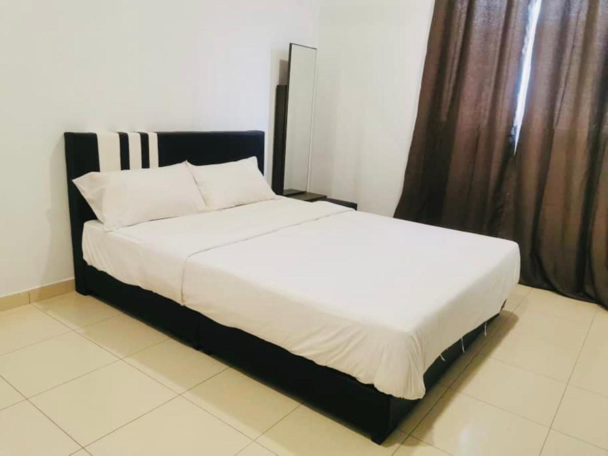 Oyo Homes 90524 D'J Pegaso Serom Homestay Muar Eksteriør billede